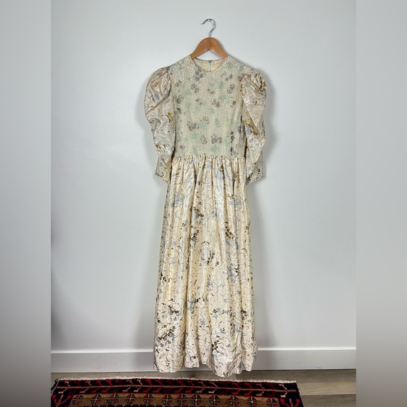 Vintage Custom 70s Victorian Revival Wedding or Ball Gown Cottagecore Royalcore - Picture 11 of 16